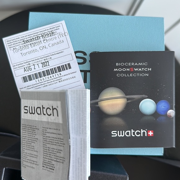 Moonswatch Mission to Uranus - Picture 2 of 2